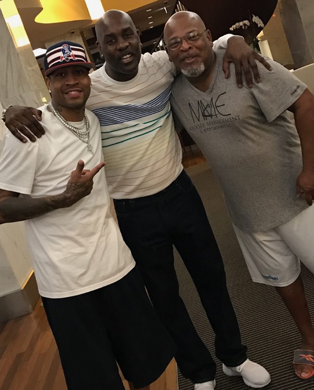 的表现崭露 的表现崭露