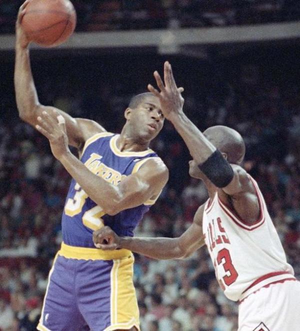 洲赛场亮相 洲赛场亮相