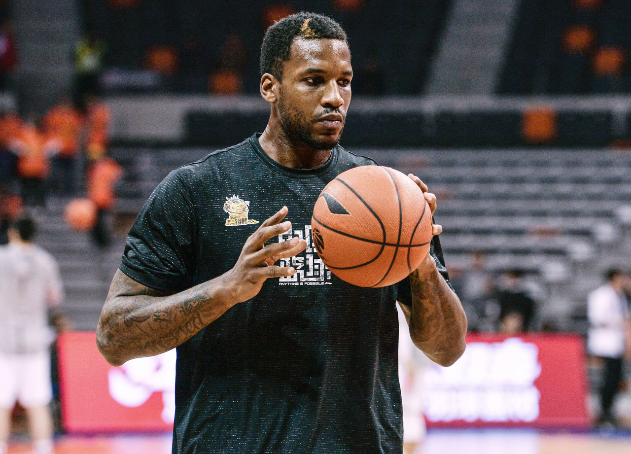 背后是战术 背后是战术